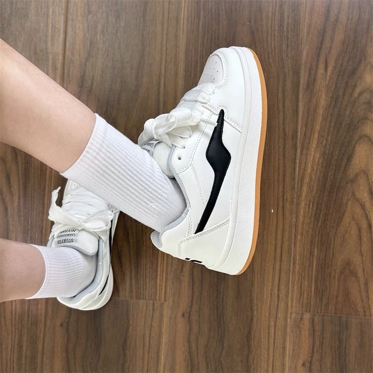 Dopa Sneakers