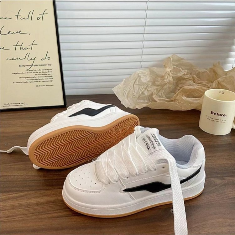 Dopa Sneakers